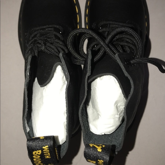 Dr. Martens, 1460 Pascal, Black, size 5, brand new - Picture 7 of 8